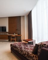 Square Small Luxury Hotel