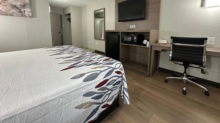 Red Roof Inn Richmond – W Broad St Room