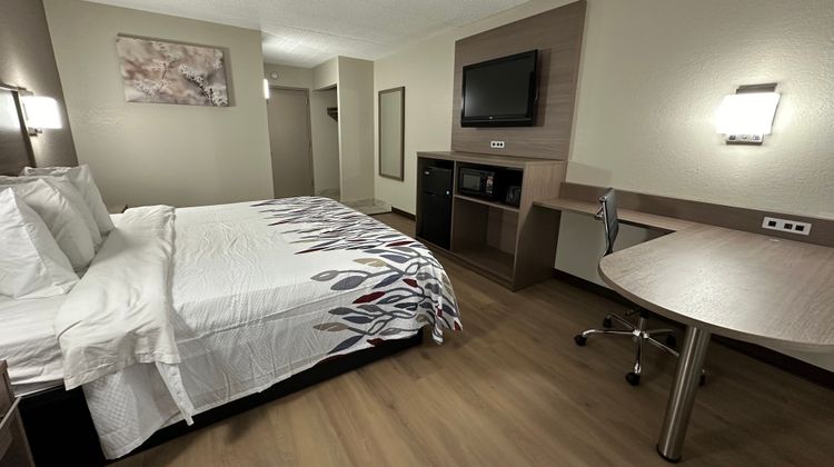 Red Roof Inn Richmond – W Broad St Room