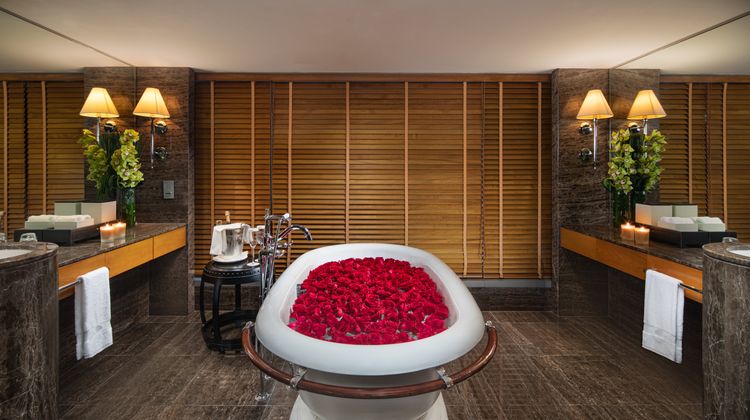Mandarin Oriental, Hong Kong Suite