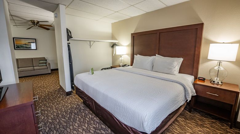 <b>Christopher Inn Suite</b>. Images powered by <a href="https://www.leonardoworldwide.com/" title="Leonardo Worldwide" target="_blank">Leonardo</a>.