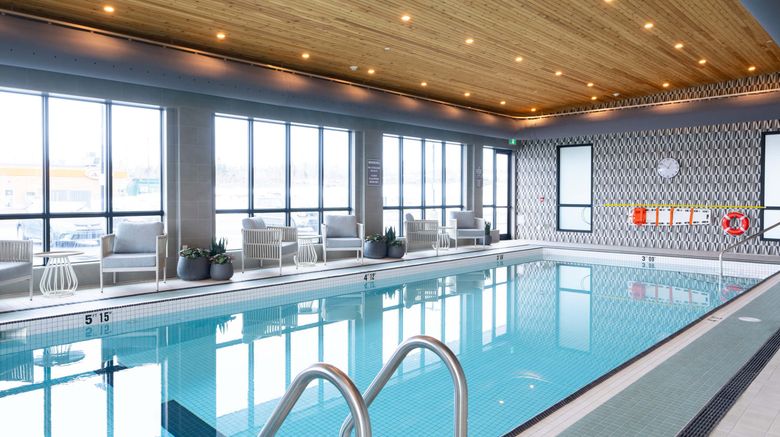 <b>Sandman Signature Hotel & Suites Pool</b>. Images powered by <a href="https://www.leonardoworldwide.com/" title="Leonardo Worldwide" target="_blank">Leonardo</a>.