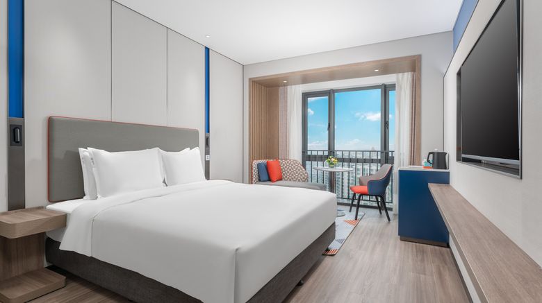 <b>Holiday Inn Express Panyu Dashi Room</b>. Images powered by <a href="https://www.leonardoworldwide.com/" title="Leonardo Worldwide" target="_blank">Leonardo</a>.