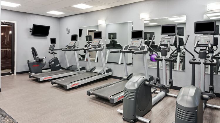 Holiday Inn Oakbrook Health Club