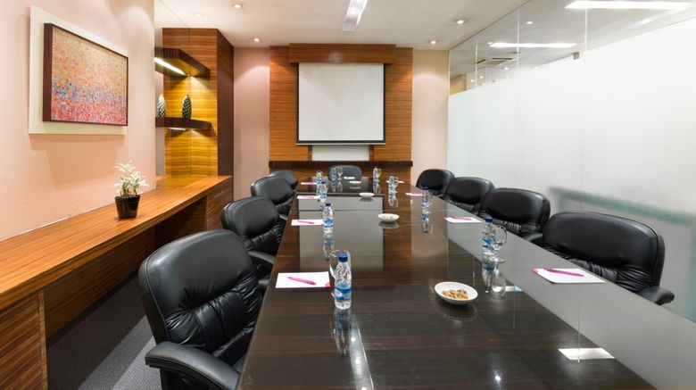 <b>Crowne Plaza Hotel Galleria Manila Meeting</b>. Images powered by <a href="https://www.leonardoworldwide.com/" title="Leonardo Worldwide" target="_blank">Leonardo</a>.