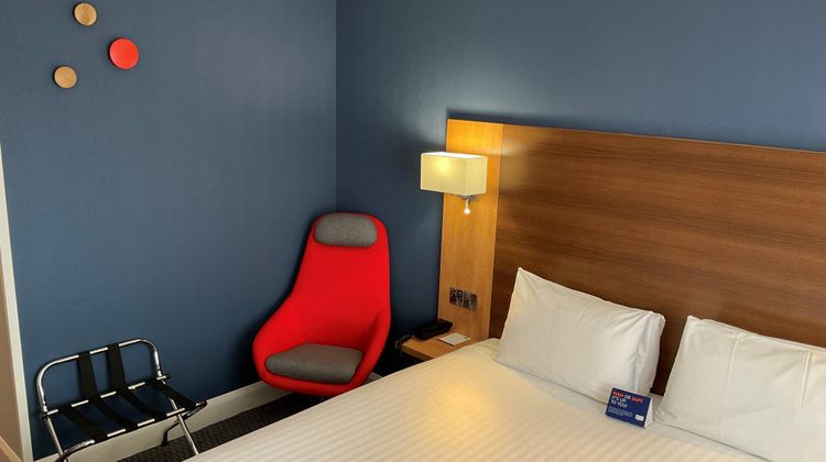 Holiday Inn Express Nuneaton Room