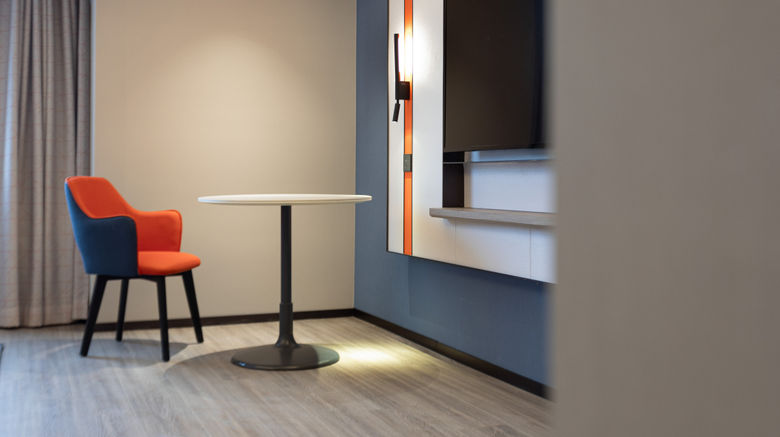 <b>Holiday Inn Express Shanghai Gumei Room</b>. Images powered by <a href="https://www.leonardoworldwide.com/" title="Leonardo Worldwide" target="_blank">Leonardo</a>.