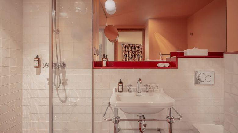 <b>Hotel Saint Andre des Arts Room</b>. Images powered by <a href="https://www.leonardoworldwide.com/" title="Leonardo Worldwide" target="_blank">Leonardo</a>.