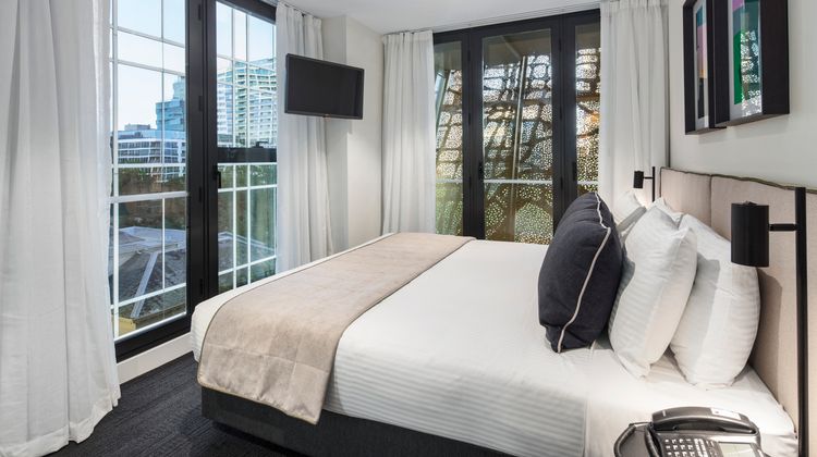 Quest St Kilda Road Room