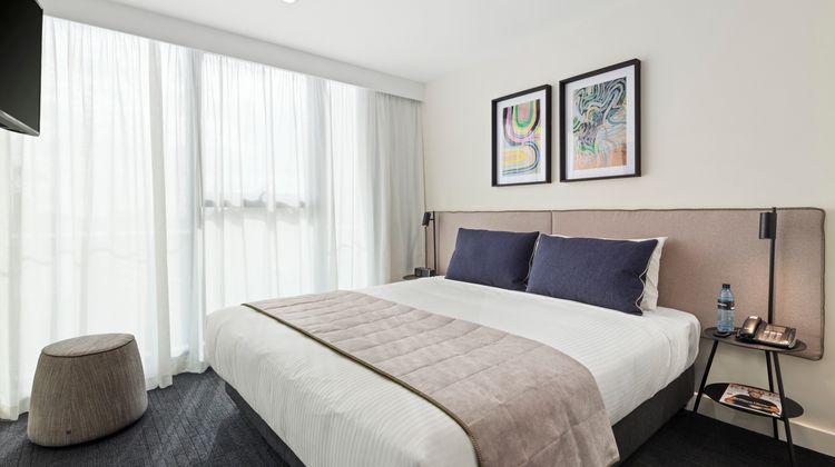 Quest St Kilda Road Room