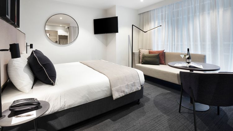Quest St Kilda Road Room