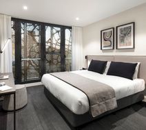 Quest St Kilda Road Room