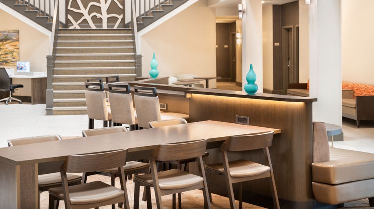 SpringHill Suites by Marriott Conyers Lobby
