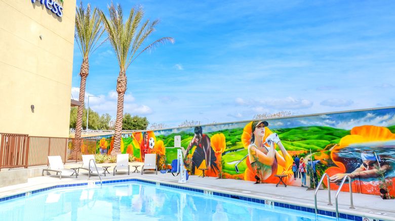 <b>Holiday Inn Express Ontario Chino Hills Pool</b>. Images powered by <a href="https://www.leonardoworldwide.com/" title="Leonardo Worldwide" target="_blank">Leonardo</a>.
