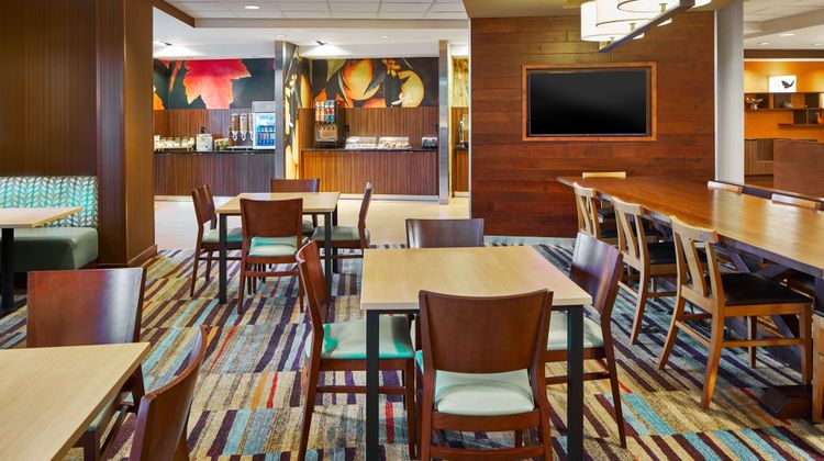 Fairfield Inn/Stes Atlanta Lithia Spring Restaurant