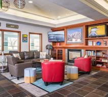 Wood River Inn & Suites Lobby