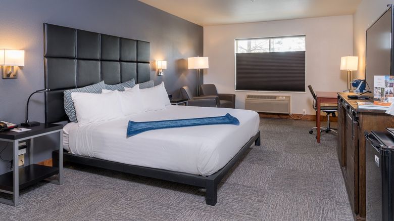 <b>Wood River Inn & Suites Room</b>. Images powered by <a href="https://www.leonardoworldwide.com/" title="Leonardo Worldwide" target="_blank">Leonardo</a>.