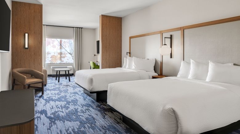 <b>Fairfield Inn & Suites Cape Girardeau Suite</b>. Images powered by <a href="https://www.leonardoworldwide.com/" title="Leonardo Worldwide" target="_blank">Leonardo</a>.