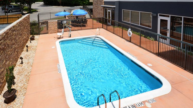 Fairfield Inn & Suites Raleigh Cap Blvd Pool