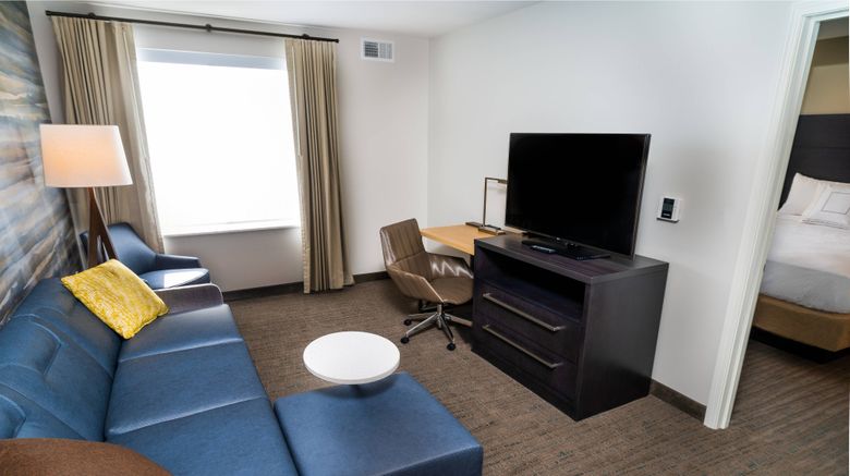 <b>Residence Inn Rocklin/Roseville Room</b>. Images powered by <a href="https://www.leonardoworldwide.com/" title="Leonardo Worldwide" target="_blank">Leonardo</a>.