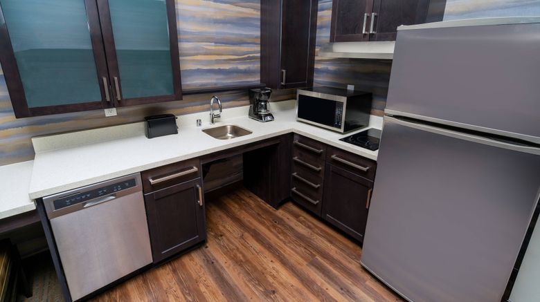 <b>Residence Inn Rocklin/Roseville Room</b>. Images powered by <a href="https://www.leonardoworldwide.com/" title="Leonardo Worldwide" target="_blank">Leonardo</a>.