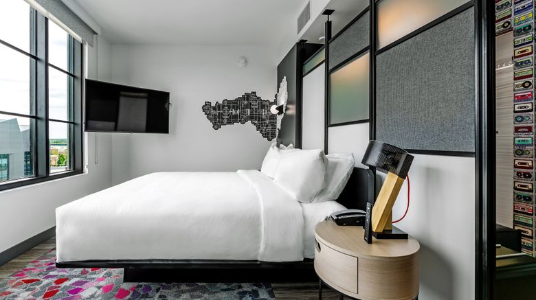 <b>aloft Columbus Easton Room</b>. Images powered by <a href="https://www.leonardoworldwide.com/" title="Leonardo Worldwide" target="_blank">Leonardo</a>.