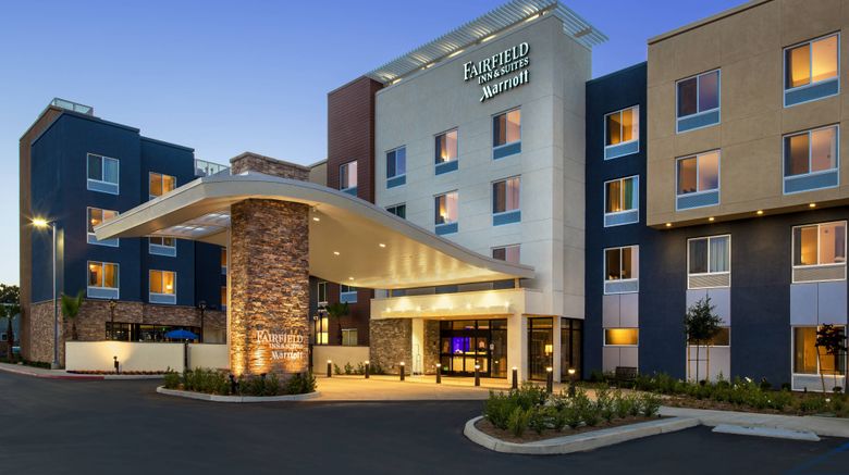 <b>Fairfield Inn & Suites San Diego North Exterior</b>. Images powered by <a href="https://www.leonardoworldwide.com/" title="Leonardo Worldwide" target="_blank">Leonardo</a>.
