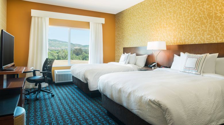 <b>Fairfield Inn & Suites San Diego North Room</b>. Images powered by <a href="https://www.leonardoworldwide.com/" title="Leonardo Worldwide" target="_blank">Leonardo</a>.