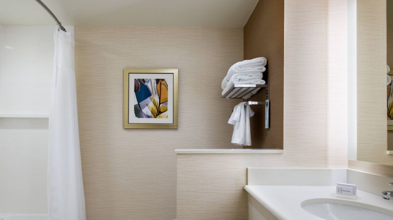 <b>Fairfield Inn & Suites San Diego North Room</b>. Images powered by <a href="https://www.leonardoworldwide.com/" title="Leonardo Worldwide" target="_blank">Leonardo</a>.