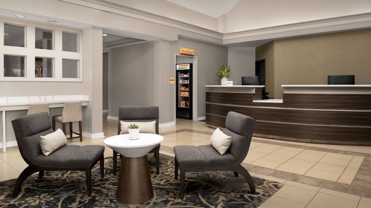 Residence Inn Fayetteville Cross Creek Lobby