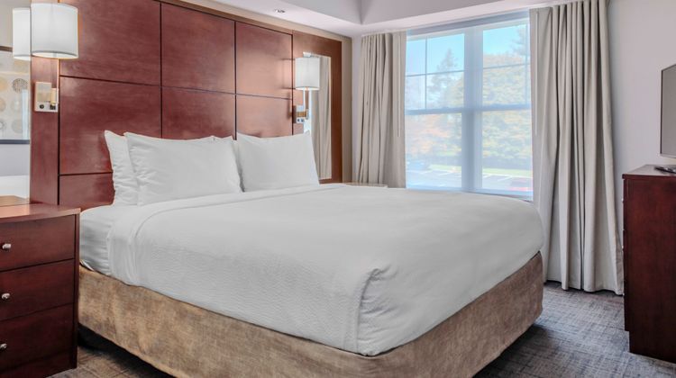 Residence Inn Yonkers Suite