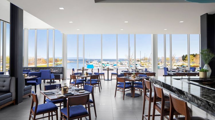 Delta Hotels by Marriott Thunder Bay Restaurant