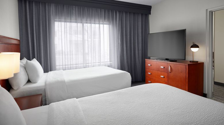 <b>Courtyard Kansas City Overland Park Suite</b>. Images powered by <a href="https://www.leonardoworldwide.com/" title="Leonardo Worldwide" target="_blank">Leonardo</a>.
