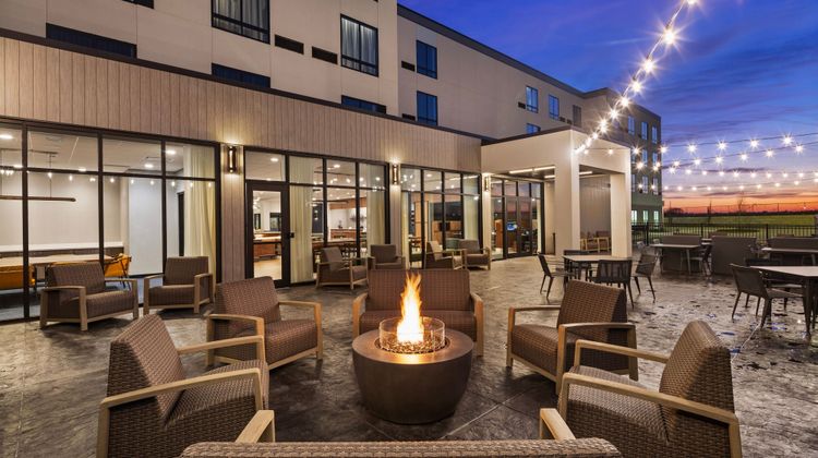 Courtyard by Marriott Bettendorf Other