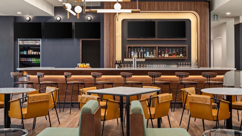 <b>Courtyard by Marriott Bettendorf Restaurant</b>. Images powered by <a href="https://www.leonardoworldwide.com/" title="Leonardo Worldwide" target="_blank">Leonardo</a>.