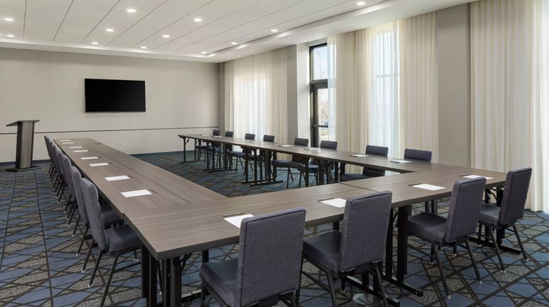 <b>Courtyard by Marriott Bettendorf Meeting</b>. Images powered by <a href="https://www.leonardoworldwide.com/" title="Leonardo Worldwide" target="_blank">Leonardo</a>.