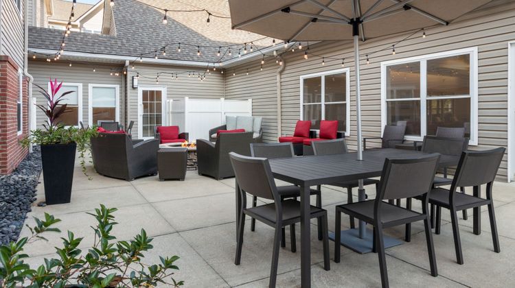 Residence Inn Mobile Exterior