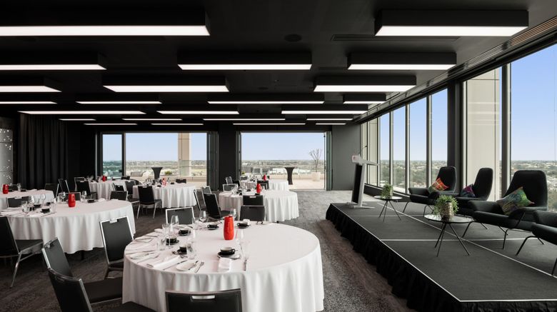 <b>Aloft Perth Meeting</b>. Images powered by <a href="https://www.leonardoworldwide.com/" title="Leonardo Worldwide" target="_blank">Leonardo</a>.