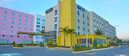City Suites by Marriott Toluca Exterior