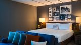 Renaissance Minneapolis Bloomington Suite
