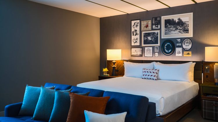 Renaissance Minneapolis Bloomington Suite