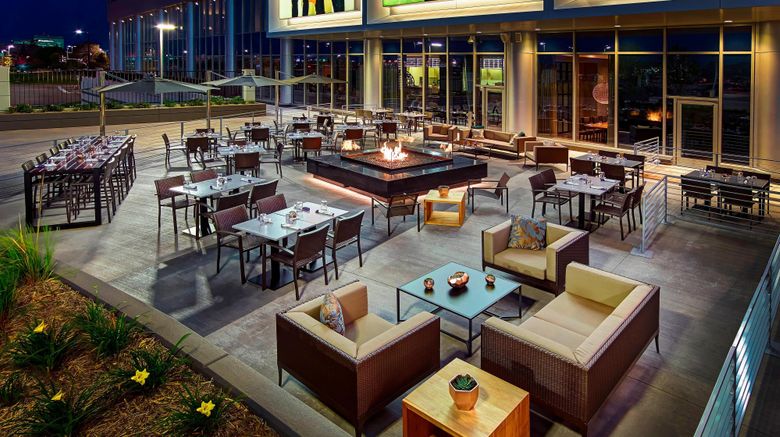 <b>JW Marriott Minneapolis Mall of America Restaurant</b>. Images powered by <a href="https://www.leonardoworldwide.com/" title="Leonardo Worldwide" target="_blank">Leonardo</a>.
