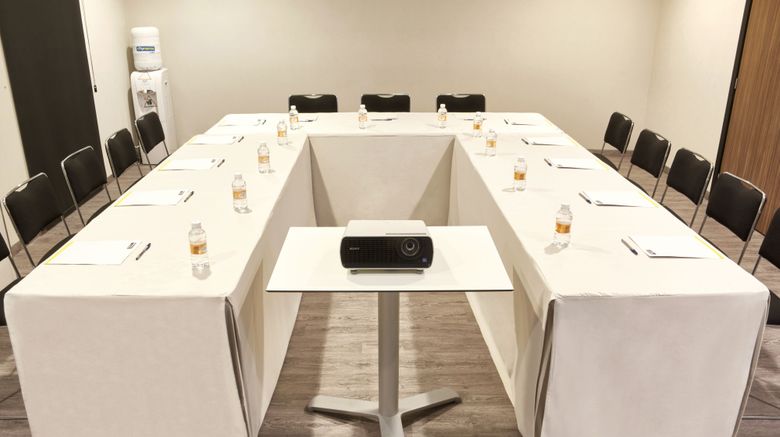 <b>City Express by Marriott Zacatecas Meeting</b>. Images powered by <a href="https://www.leonardoworldwide.com/" title="Leonardo Worldwide" target="_blank">Leonardo</a>.