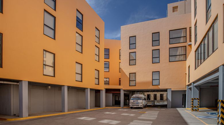 <b>City Express by Marriott Oaxaca Exterior</b>. Images powered by <a href="https://www.leonardoworldwide.com/" title="Leonardo Worldwide" target="_blank">Leonardo</a>.