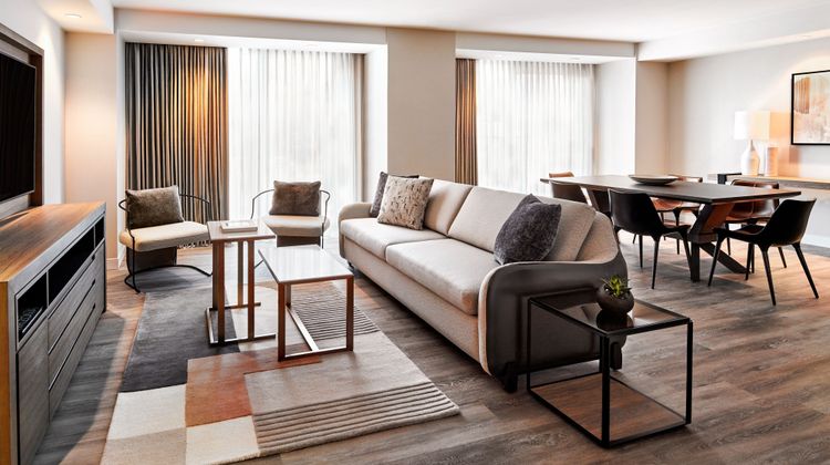Sheraton Phoenix Downtown Suite