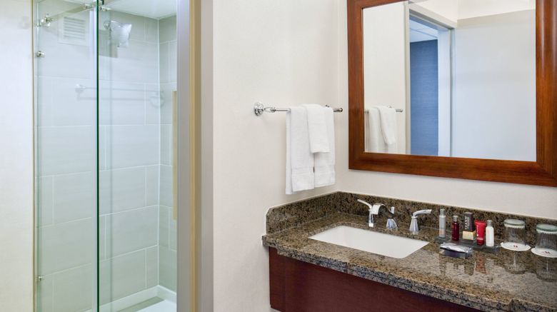 <b>Marriott Park Ridge Room</b>. Images powered by <a href="https://www.leonardoworldwide.com/" title="Leonardo Worldwide" target="_blank">Leonardo</a>.