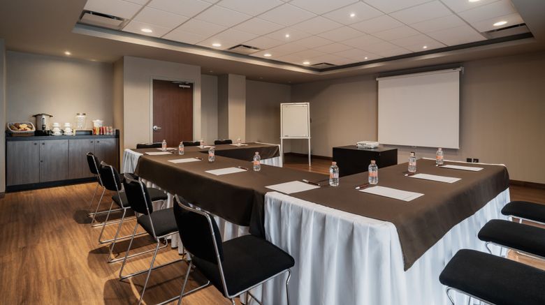 <b>City Express Suites-Marriott Queretaro Meeting</b>. Images powered by <a href="https://www.leonardoworldwide.com/" title="Leonardo Worldwide" target="_blank">Leonardo</a>.