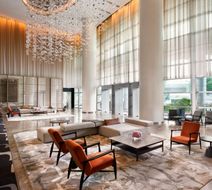 Le Meridien  Saigon Lobby