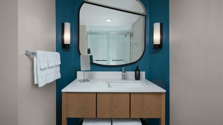 <b>Hotel Landy Universal Blvd, Tribute Port Room</b>. Images powered by <a href="https://www.leonardoworldwide.com/" title="Leonardo Worldwide" target="_blank">Leonardo</a>.