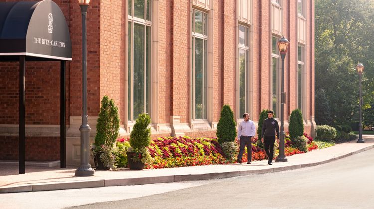 The Ritz-Carlton, St Louis Exterior